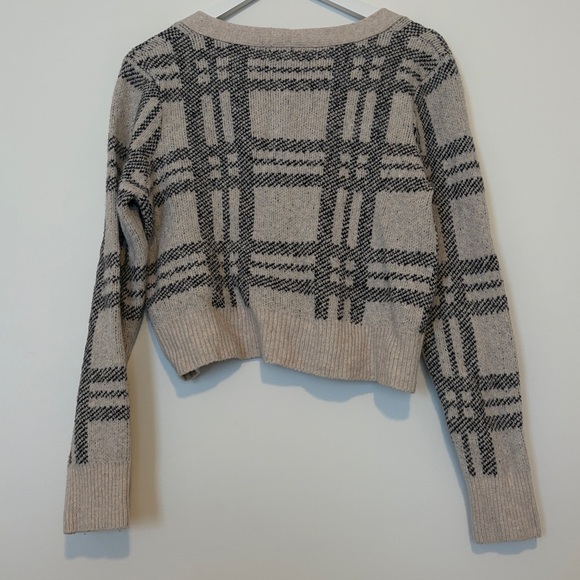 William Rast Cropped Cardigan, Large - Picture 6 of 10